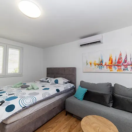 Punta Novak 1 Апартаменты *